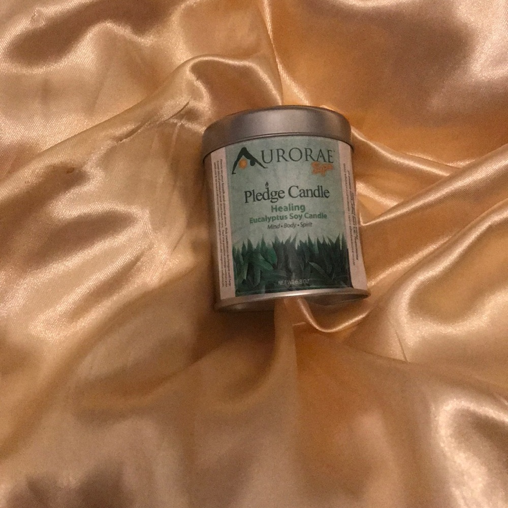 I’m selling brand new Aurorae candles for healing